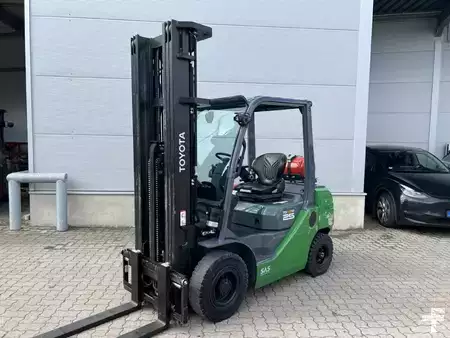 Gas gaffeltruck 2018  Toyota 02-8 FGF 25 (1)