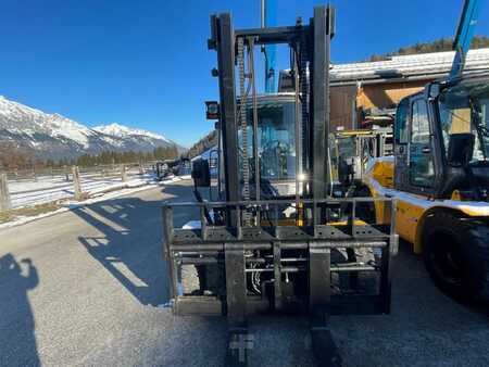 Dieselový VZV 2021  Hyundai 70D-9 (3)