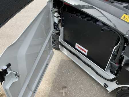 Elektro 4 Rad 2021  Unicarriers MX30L (6)