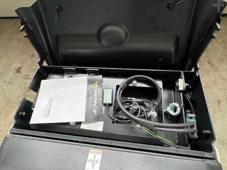 Lavtløftende truck 2024  Crown WT 3040 (4)