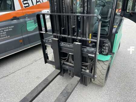 Elektro čtyřkolový VZV 2022  Mitsubishi FB35N (10)