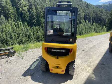 Carretilla elevadora diésel 2008  Jungheinrich DFG425 (4)