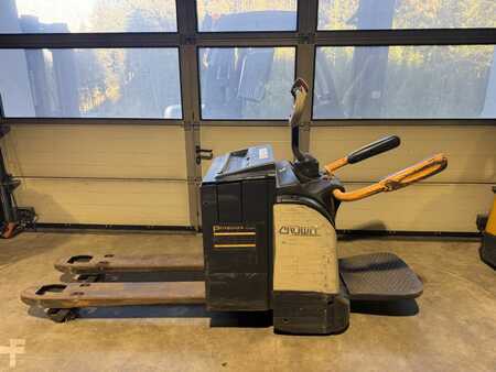 Stapelaars met staplatform 2015  Crown WT3040 (4)