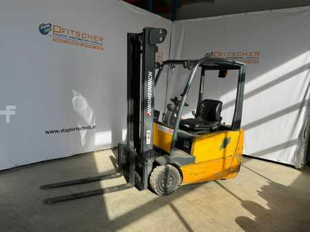 Carrelli elettrici 3 ruote - Jungheinrich EFG DF18 (1)