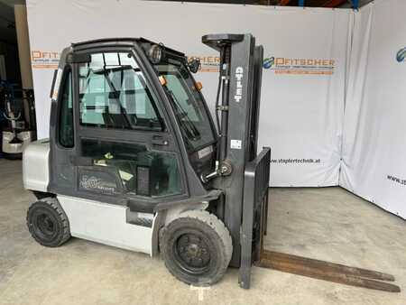 Empilhador diesel 2012  Atlet YG1D2A30T (1)