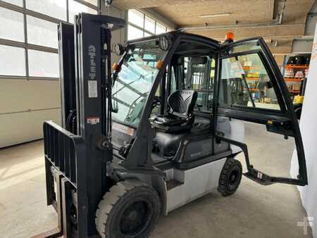 Empilhador diesel 2012  Atlet YG1D2A30T (4)