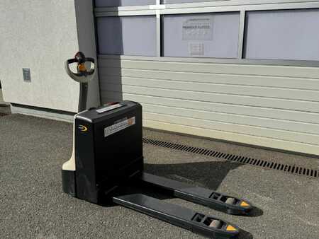 380_4413-3.jpg?v=1761539136