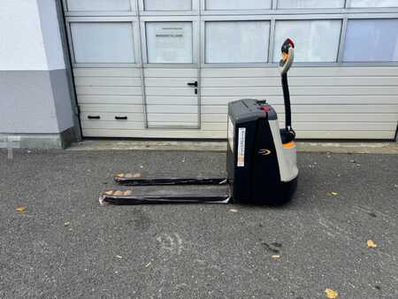 Lavansiirtovaunu 2025  Crown WP 3215 (2)