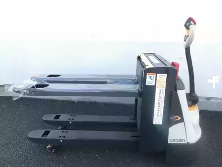 El-pallevogn 2019  Crown WP 3080 Elektro-Hubwagen mit Masthub (2)