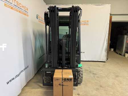 Elektro čtyřkolový VZV 2025  Mitsubishi FB30AN (2)