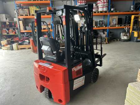 Eléctrica de 3 ruedas 2024  EP Equipment CPD15TVL (2)