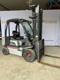 Dieselový VZV 2012  Nissan Y1D2A25Q (3)