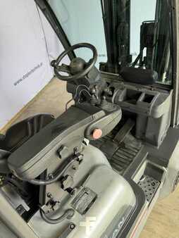 Dieselový VZV 2012  Nissan Y1D2A25Q (6)