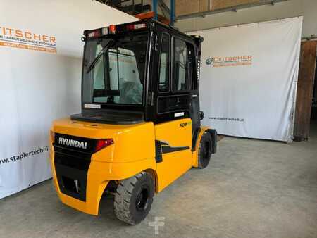 Chariots électriques à 4 roues 2025  Hyundai 50B-9 (3)