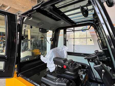 Chariots électriques à 4 roues 2025  Hyundai 50B-9 (4)