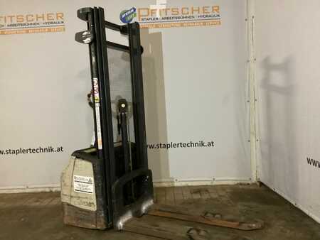 Magasemelésű béka 2008  Crown WF 3000-1.0-1.0TF (2)