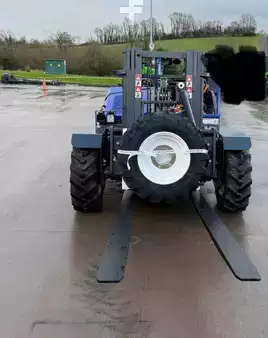 Terrenggående gaffeltruck 2026  Combilift COMBI-RT (2)