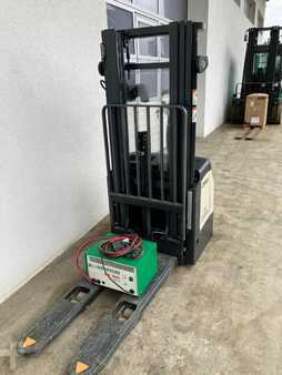 Stapelaars 2025  Crown ES 4000 1.2 TT (2)