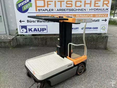 Préparateurs de commande verticaux 2026  Crown WAVE60-118 LI-ION (1)