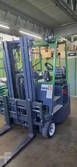 Čtyřcestný vysokozdvižný vozík 2008  Combilift C2500CB Treibgas (1)