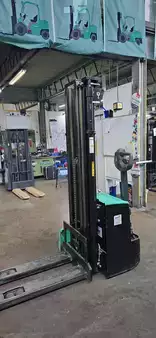 Apilador eléctrico 2023  Mitsubishi SBP16N3 (1)