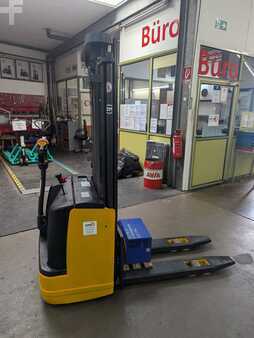 Pallet Stackers 2007  OM CL10,5 (1)