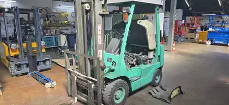 Treibgasstapler 1997 Mitsubishi FG25 (1)