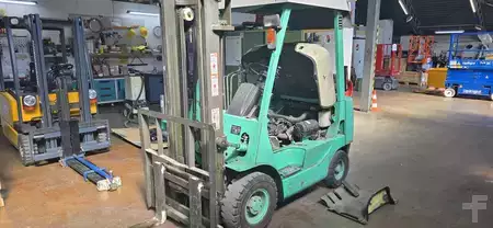 Treibgasstapler 1997 Mitsubishi FG25 (3)
