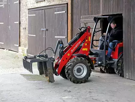 Pozostałe - Schäffer 2630 SLT (1)