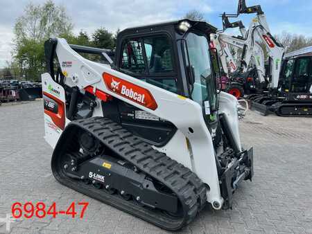 Kompaktní VZV 2024  Bobcat T 86 (1)