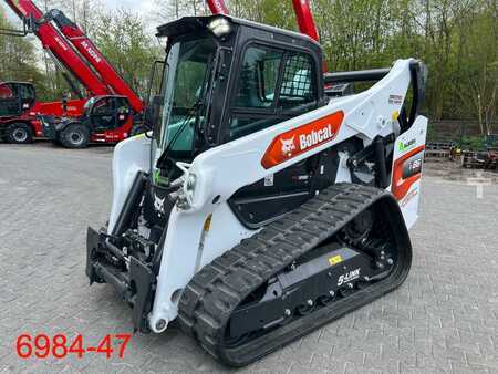 Kompaktní VZV 2024  Bobcat T 86 (2)