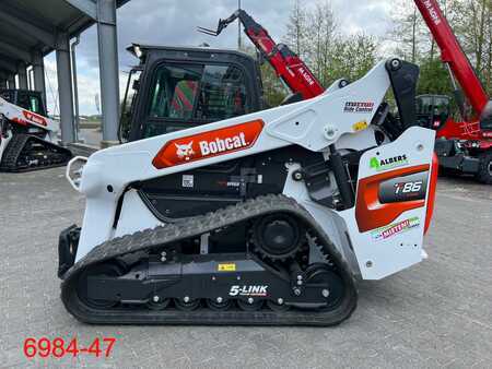 Kompaktní VZV 2024  Bobcat T 86 (3)