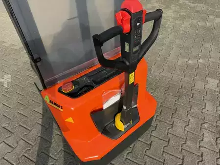 Stacker pedestre 2026  Noblelift PSE 12 B (10)