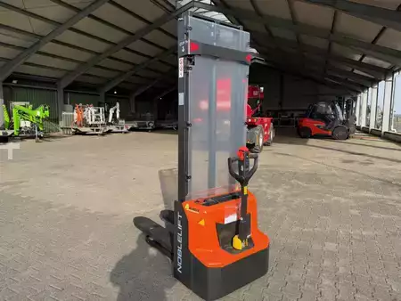 Stacker pedestre 2026  Noblelift PSE 12 B (3)