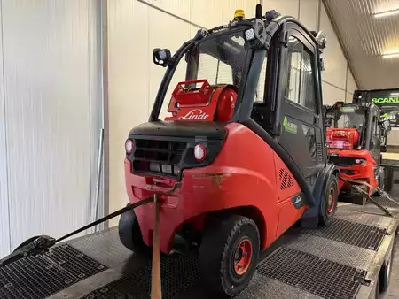 Nestekaasutrukki 2018  Linde H30T-02 (5)