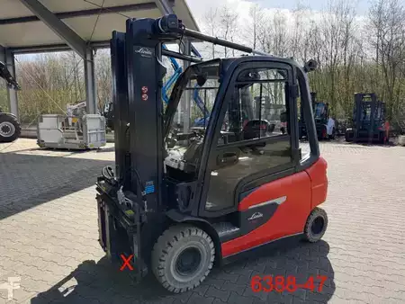 Chariots électriques à 4 roues 2023  Linde E 30 L 01 (1)