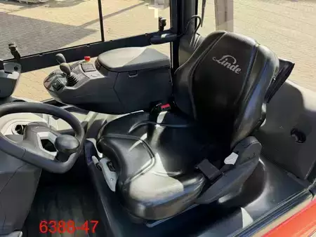 Chariots électriques à 4 roues 2023  Linde E 30 L 01 (9)