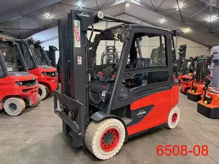 Eléctrica de 4 ruedas 2023  Linde E 50 HL 01 (1)