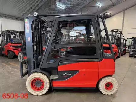 Eléctrica de 4 ruedas 2023  Linde E 50 HL 01 (2)