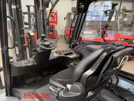 Eléctrica de 4 ruedas 2023  Linde E 50 HL 01 (9)