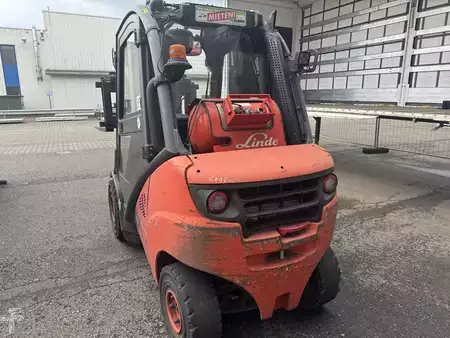 LPG VZV 2014  Linde H 30 T (2)