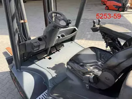 Dieseltrukki 2006  Linde H 40 D (10)
