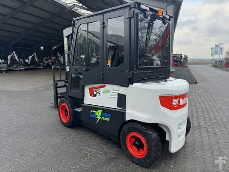 4 Wheels 2024  Bobcat B 50 X-7 Lithium-Ionen (3)