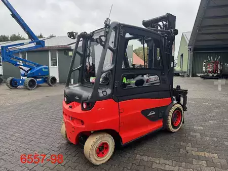 Eléctrica de 4 ruedas 2023  Linde E 50 HL 01 600 (4)
