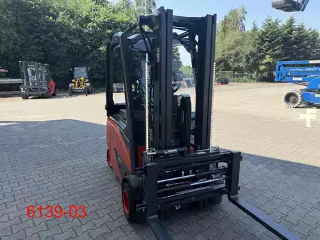 Sähkö - 4 pyör 2021  Linde E 20 PH -02 (8)