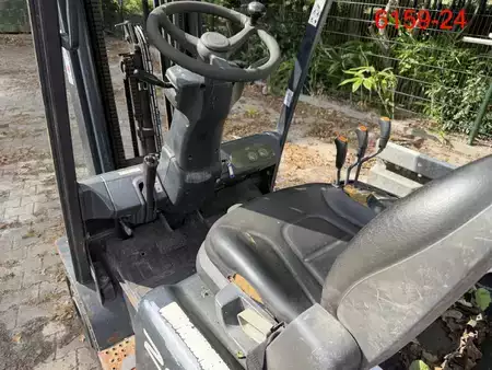 Gas truck 2011  Doosan G20SC-5 (3)