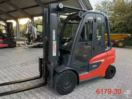 Carrelli elevatori GPL 2020  Linde H 30 T 01 (1)