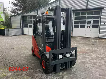 Chariots élévateurs diesel 2016  Linde H 35 D 02 EVO (8)