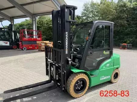 Carrelli elettrici 4 ruote 2026  HC (Hangcha) CPD 38 XEY2HA-SI (1)