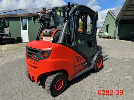 Gázüzemű targoncák 2015  Linde H 35 T 02 EVO (5)